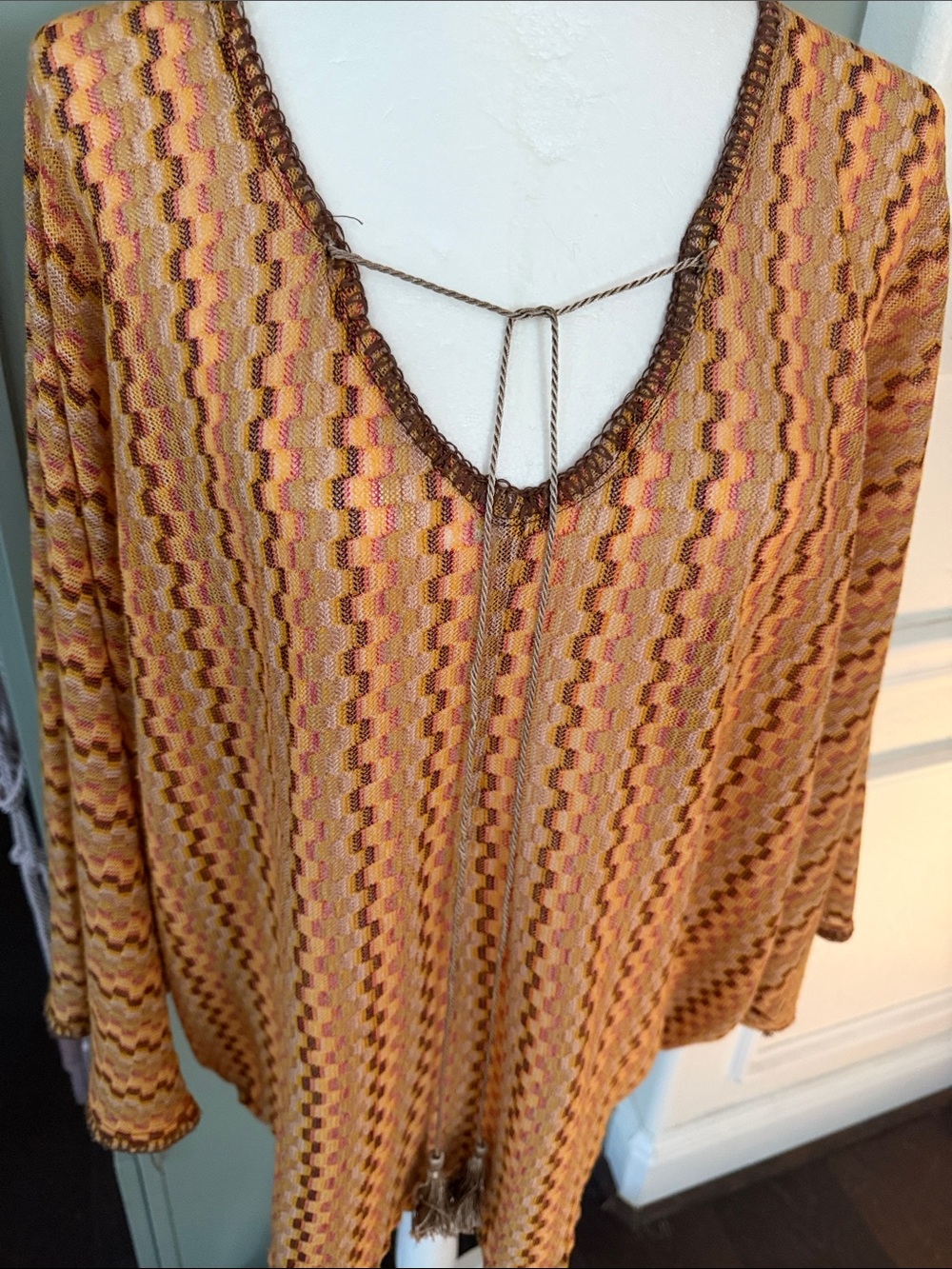 Women’s Yellow Mosaic V-Neck Long Sleeve Top